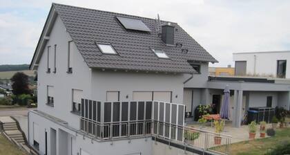 mit Terrasse by Interhome