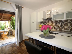 Fridge, microwave, oven, dishwasher - Jakomina 2 by Interhome (Poreč)