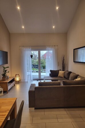 TV - für sieben Personen by Interhome (Frankenberg)