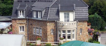 Goldbergvilla 7-9 P. by Interhome