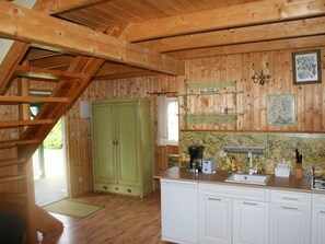 Fridge, cookware/dishes/utensils - Ruhe am Meer - Ferienhäuser in den Gärten von Magra by Interhome (Darlowo)
