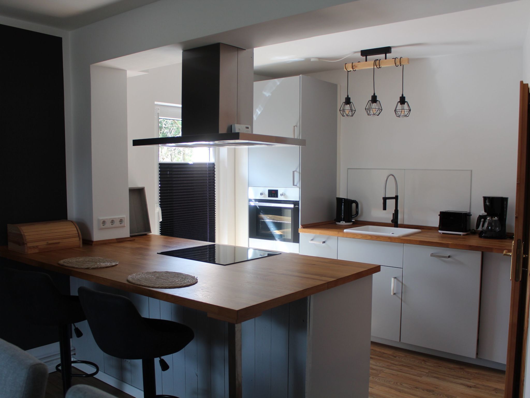 Refrigerador, microondas, horno y lavavajillas 