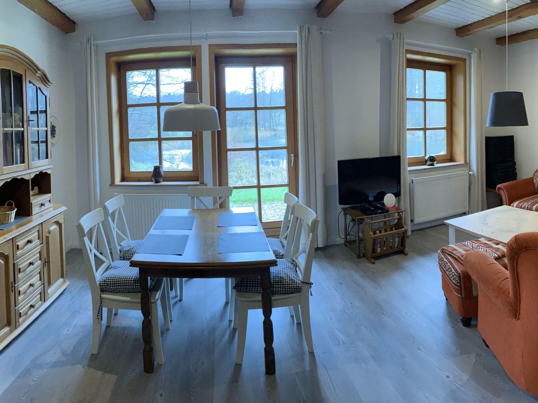 تلفزيون، مدفأة