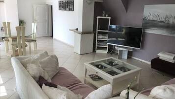 Fernseher, DVD-Player