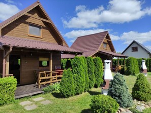 Exterior - Modernes Ferienhaus in Biebrowo mit Grill, Garten und Terrasse by Interhome (Choczewo)