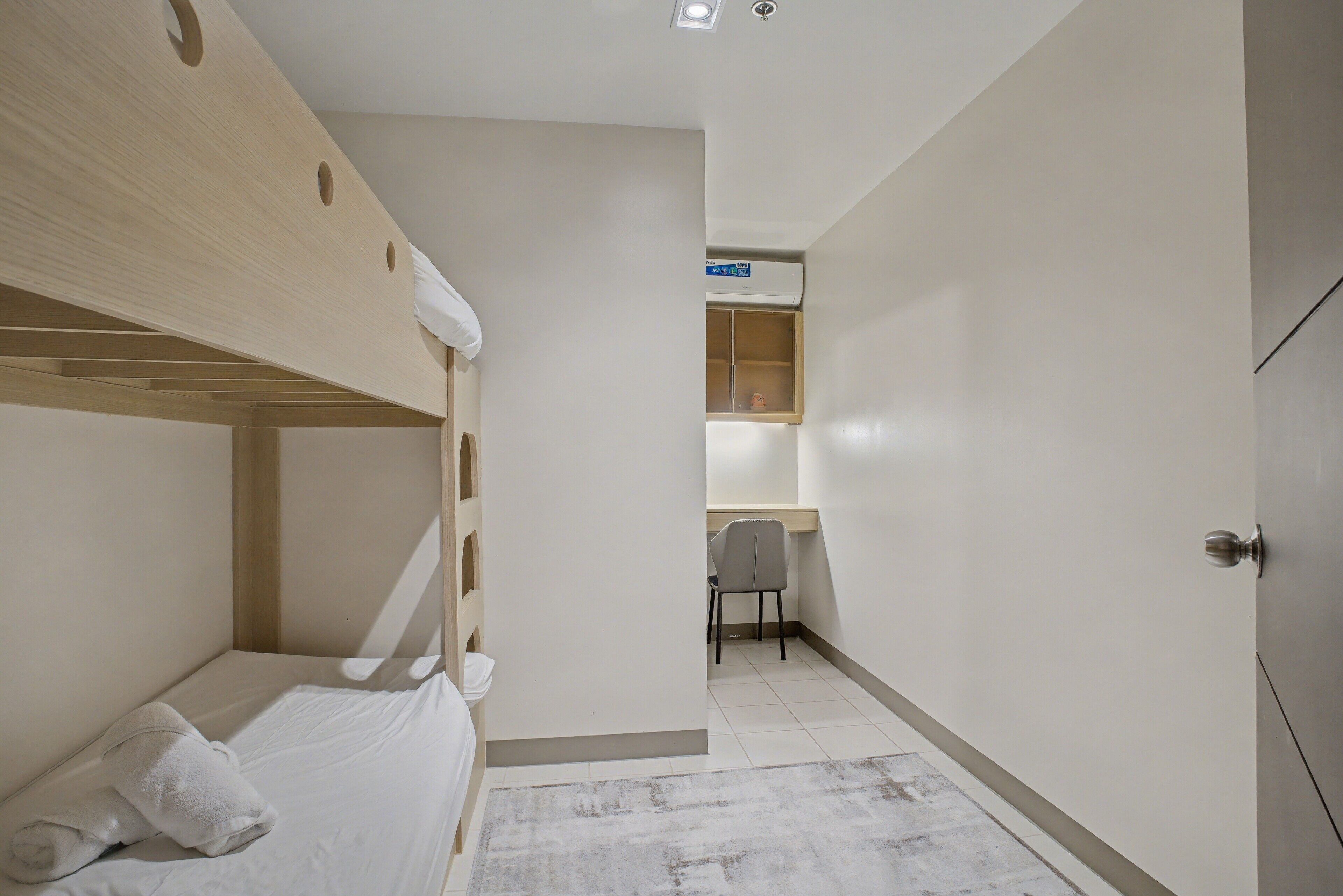 3 habitaciones, internet y ropa de cama 