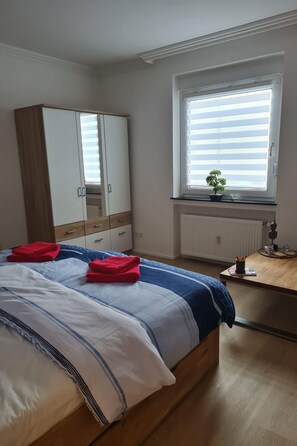 Internet - Zentrale, liebevoll eingerichtete Ferienwohnung by Interhome (Monheim)