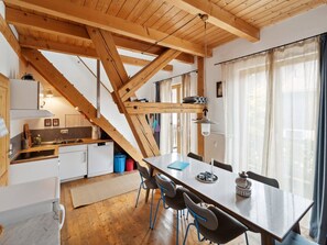 Fridge, oven, dishwasher, cookware/dishes/utensils - Apartment Spiegl by Interhome (Polling)