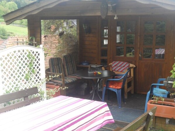 Outdoor dining - Am Hemberg am Diemelsee by Interhome (Alme)