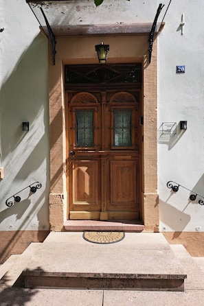 Exterior detail - mit Garten und Parkplatz by Interhome (Neumagen-Drohn)