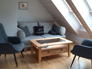 TV, DVD player - Familienidyll by Interhome (Bärenstein)