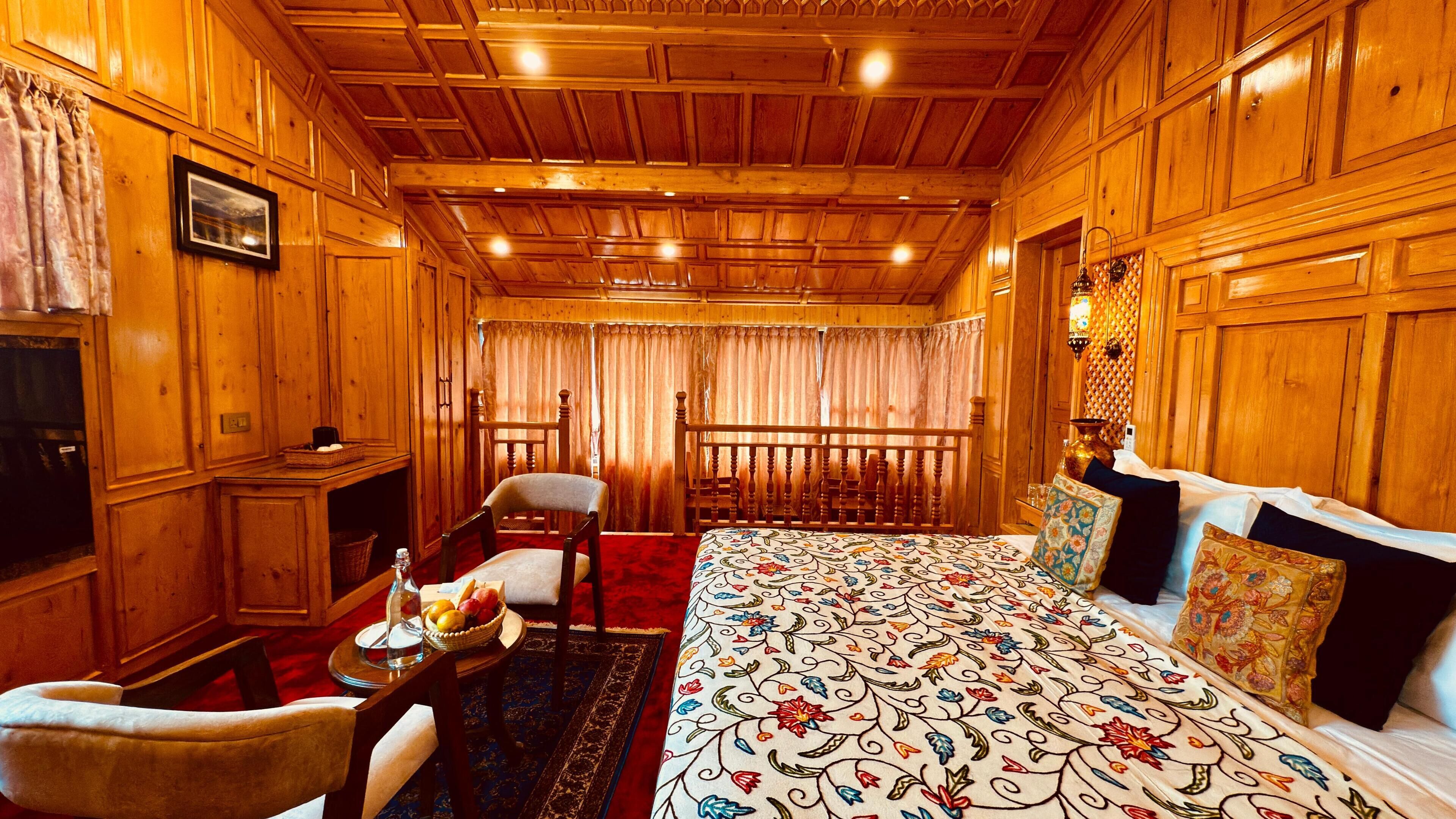 Superior Room, Hill View | Laptop workspace, free WiFi