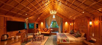 Kashmir Mahal Resorts by Stay Pattern
