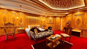 Premier Suite, Lake View - Kashmir Mahal Resorts (Srinagar)