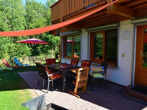 Outdoor dining - Freistehendes Ferienhaus in einem Luftkurort by Interhome (Frielendorf)