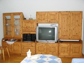 Interior - Appartement in Schelingen mit Garten und Grill by Interhome (Schelingen)