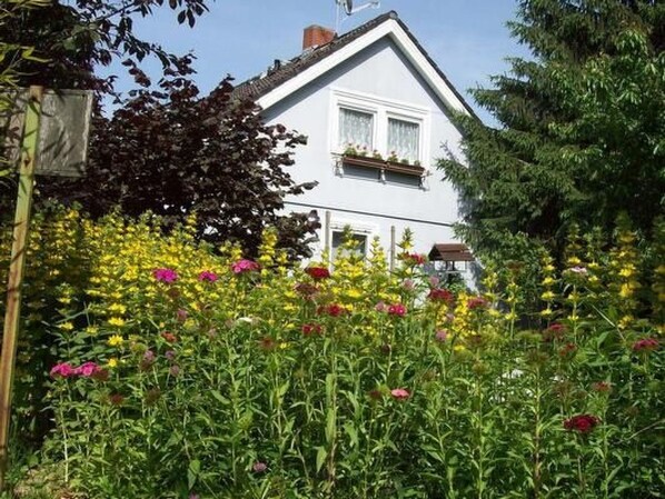 Exterior detail - Appartement in Schelingen mit Garten und Grill by Interhome (Schelingen)