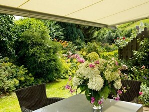 Outdoor dining - Exklusives Ferienhaus mit besonderer Ausstattung by Interhome (Lauf)
