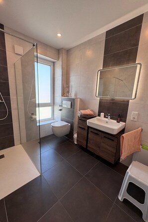Towels - Dariana Schwalbach by Interhome (Schwalbach)