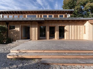 Exterior detail - EXCLUSIVE FERIENWOHNUNG MIT EIGENER SAUNA by Interhome (Regen)