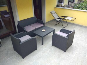Terrace/patio - mit eigener Sonnenterrasse by Interhome (Donja Trebusa)