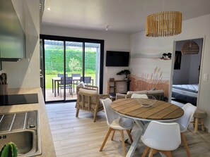 Cuna de viaje, wifi gratis y acceso para silla de ruedas 