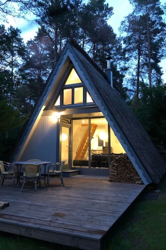 Reetdach Ferienhaus am Lübbesee Sauna Bootsteg neu by Interhome