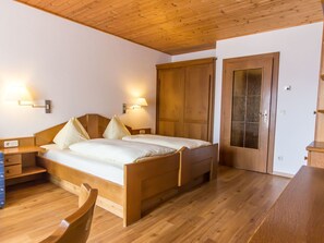 Internet - Haus Bergland by Interhome (Bad Kleinkirchheim)