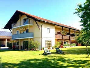 Exterior - Gemütliche Ferienwohnung mit großem Garten by Interhome (Bad Füssing)