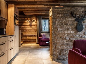 TV - Jagd Chalet Sölden by Interhome (Sölden)