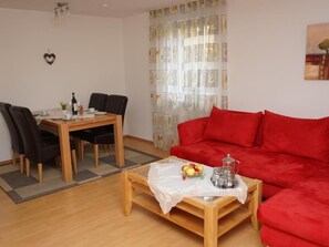 TV, DVD player - Jungbauernhof by Interhome (Alpirsbach)