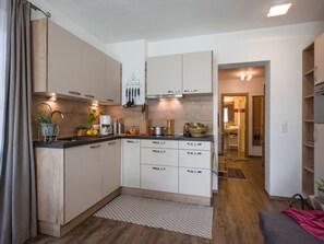 Fridge, microwave, oven, dishwasher - Appartement Landleben by Interhome (Gerlos)