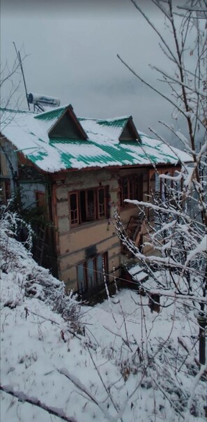 Exterior - Adventure Lodge Jibhi (Banjar)