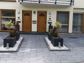 Exterior detail - mit Parkplatz und Terrasse by Interhome (Boppard)