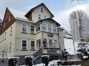 Exterior - Magistartswohnung AltesRathaus by Interhome (Wildemann)