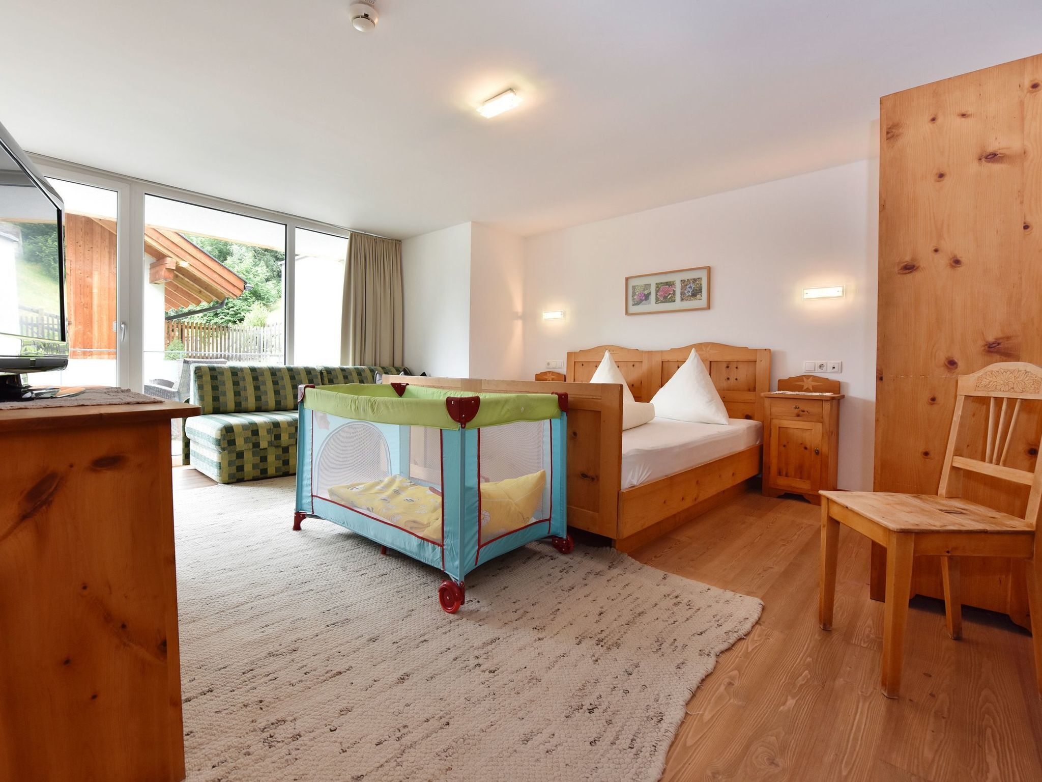 2 Schlafzimmer, Internetzugang