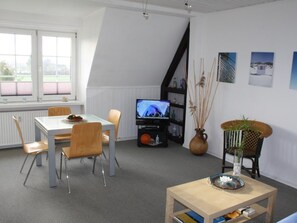 Dining - Wohnung in Gießelrade mit Großem Garten by Interhome (Ahrensbök)