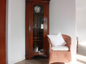Interior - mit Garten und Parkplatz by Interhome (Norderfriedrichskoog)