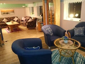 Televisio, takka, DVD-soitin