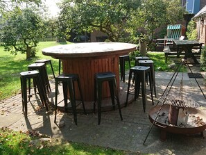 Outdoor dining - in Bohmstedt mit Großem Garten by Interhome (Bohmstedt)