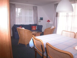 TV - Wohnung in Kellenhusen mit Großem Balkon by Interhome (Kellenhusen)