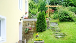 Unclassified image, 2 of 17, button - Ruhige Ferienwohnung in Feld am See by Interhome (Feld am See)