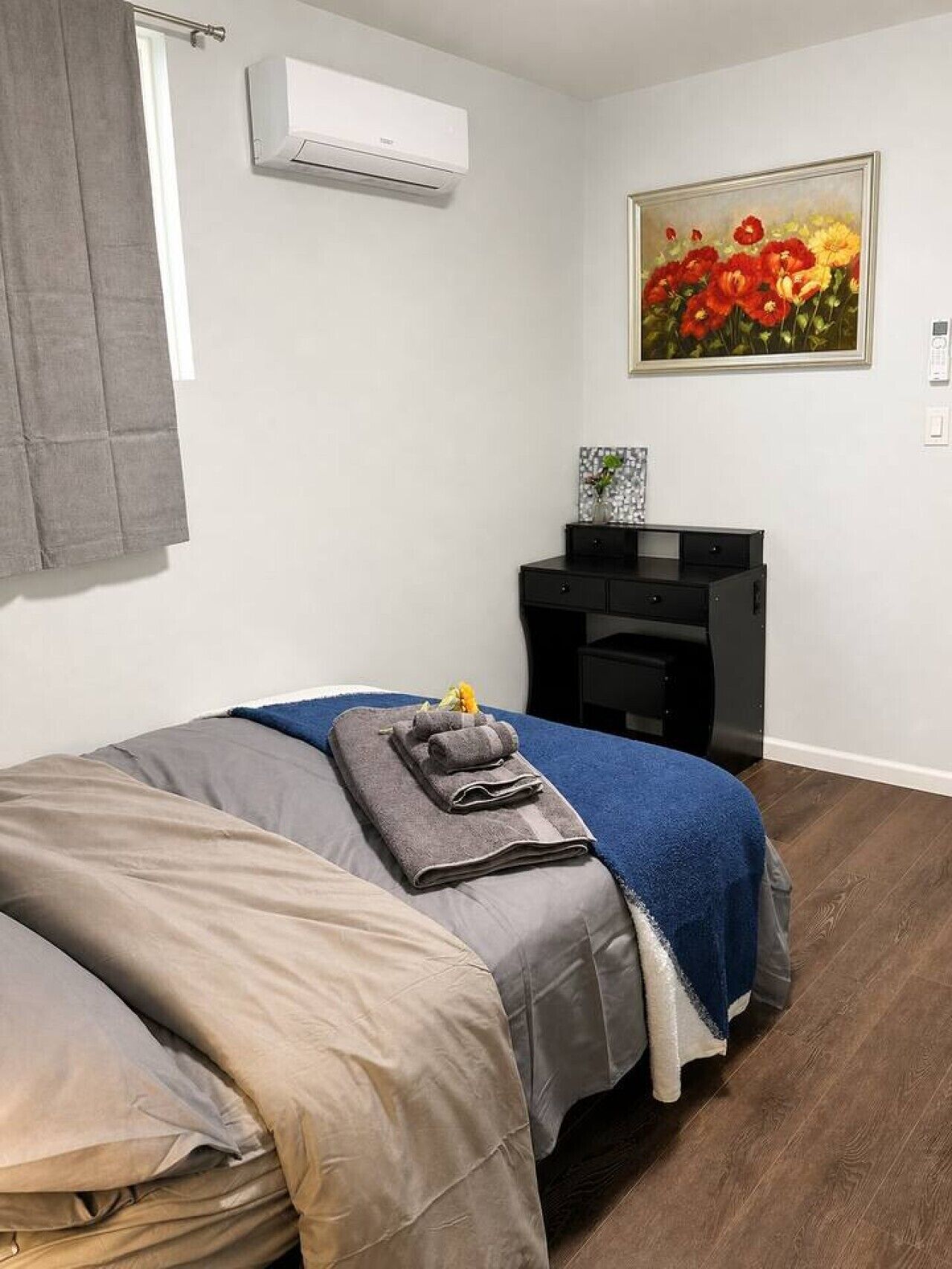 Bureau, Wi-Fi gratuit, draps fournis