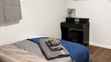 Bureau, Wi-Fi gratuit, draps fournis