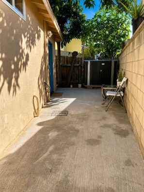 Terrace/patio - 2BR Family-Friendly Stay Near Santa Anita, Caltech (San Gabriel)