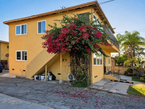 2BR Family-Friendly Stay Near Santa Anita, Caltech