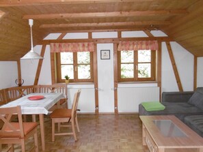 Dining - Friesenhof Blank in Sulzberg by Interhome (Sulzberg)