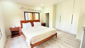 3 Schlafzimmer, Bügeleisen/Bügelbrett, WLAN, Bettwäsche