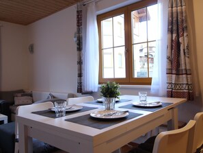 Dining - FeWo  "GRIASS EICH" by Interhome (Bad Kleinkirchheim)