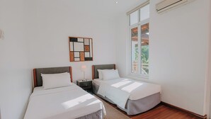 Luxury-Villa, eigener Pool, Meerblick